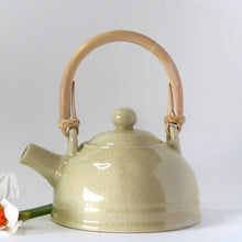 Charger l'image dans la galerie, Théière SOM porcelaine : Beige