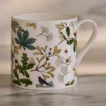 Charger l'image dans la galerie, Tasse Oiseaux du Verger en porcelaine 275 ml – Sophie Allport