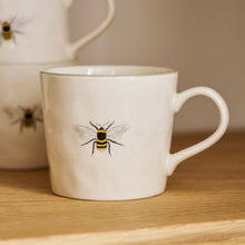 Charger l'image dans la galerie, Tasse à café en grès Bees
