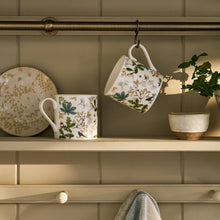 Charger l'image dans la galerie, Tasse Oiseaux du Verger en porcelaine 275 ml – Sophie Allport
